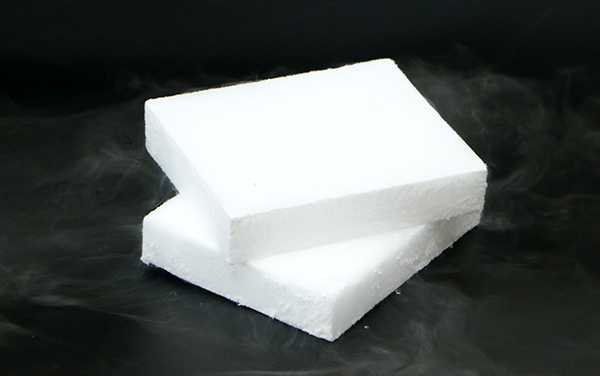 塊狀干冰 塊狀干冰