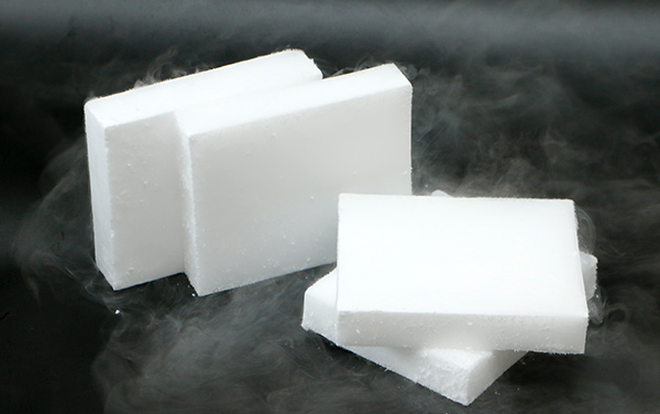 塊狀干冰 塊狀干冰